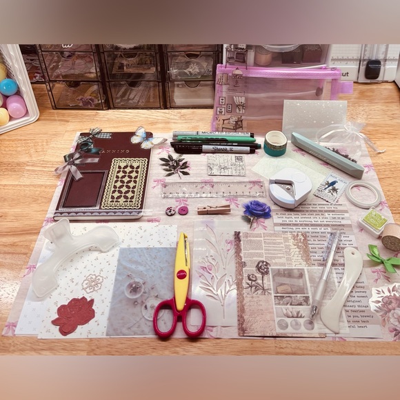 Deluxe Creative Capsules Order - Picture 3 of 6